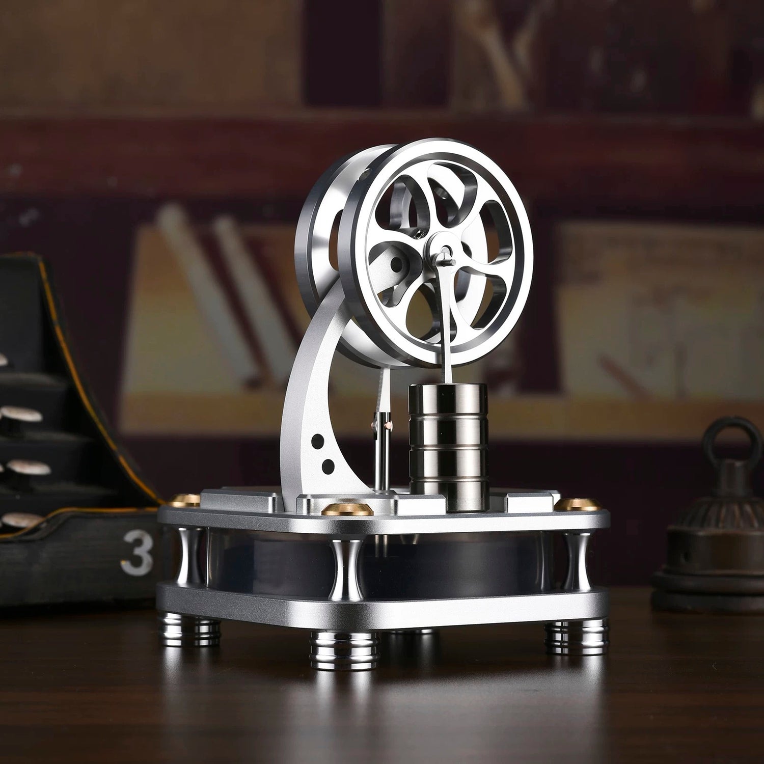 Low-temperature all-metal Stirling engines